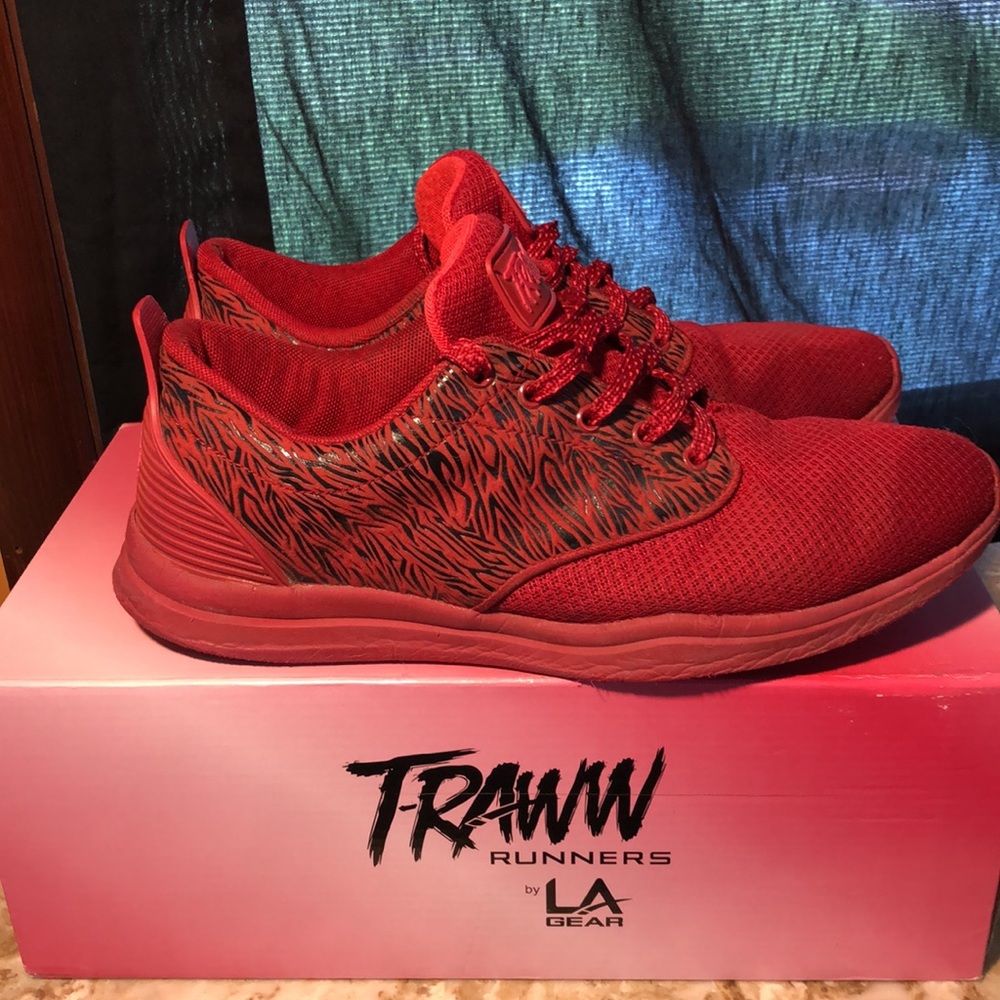 Red T-Raww Runners by La Gear